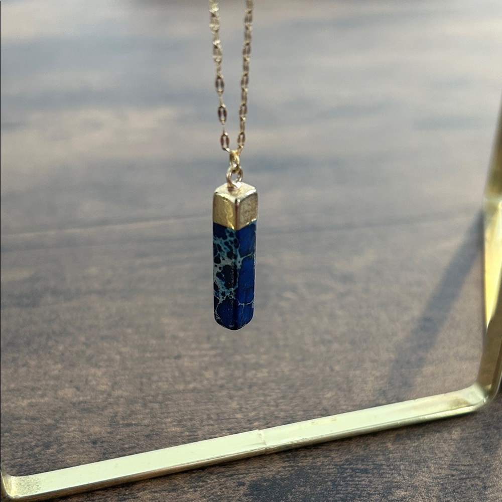Lapis Lazuli pendant Necklace - Picture 5 of 6